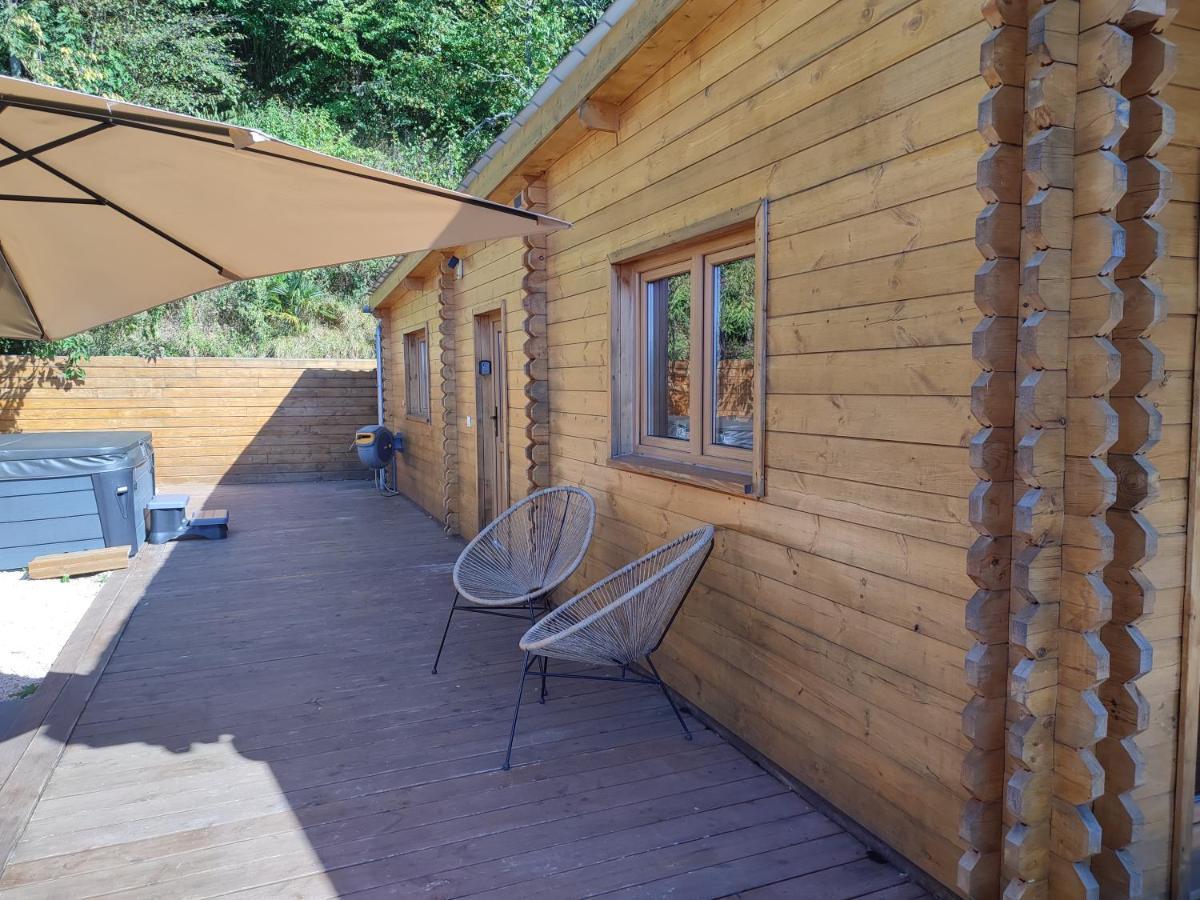 Le Chalet Jacuzzi Et Detente 4 Etoiles Bagnères-de-Bigorre Exterior foto